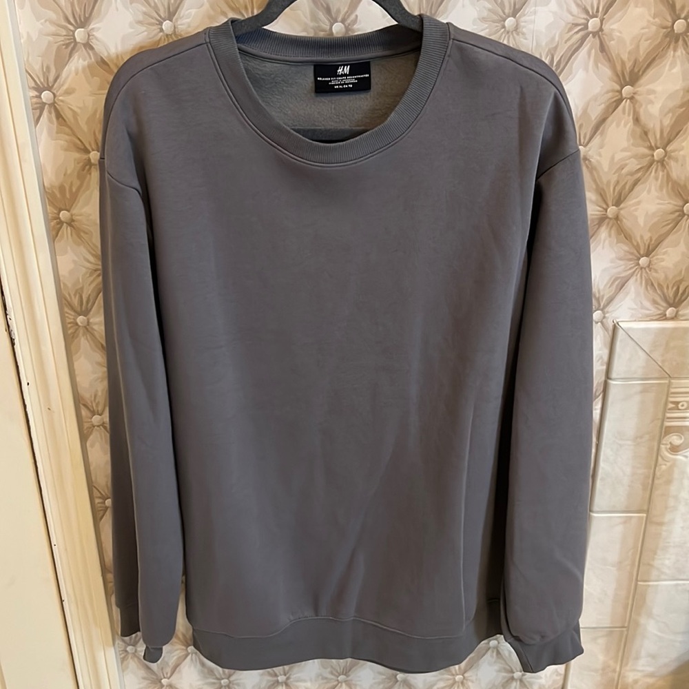 H&M Relaxed Fit Crewneck - Gray/Stone